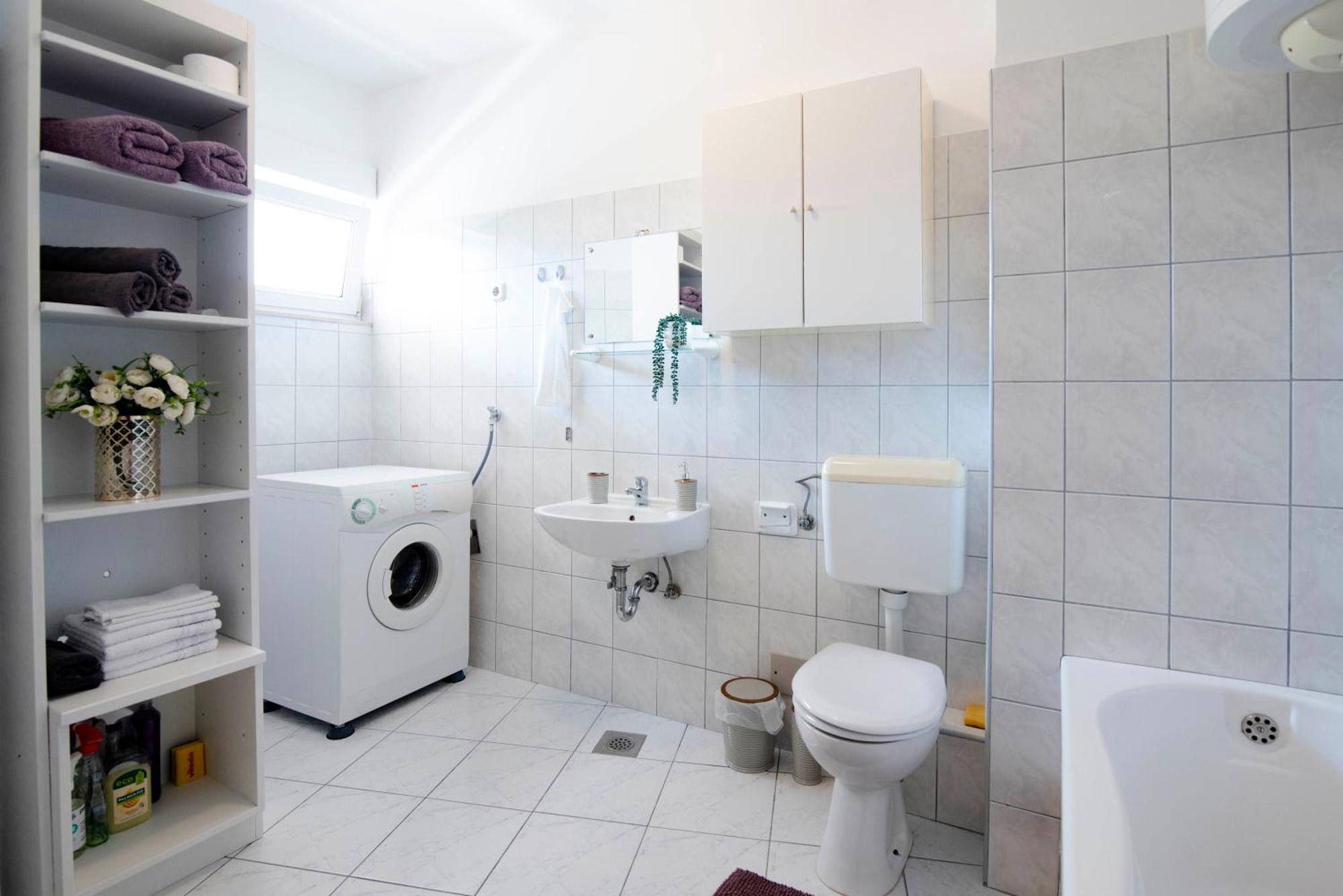 Apartman Karla ซินย์ ภายนอก รูปภาพ