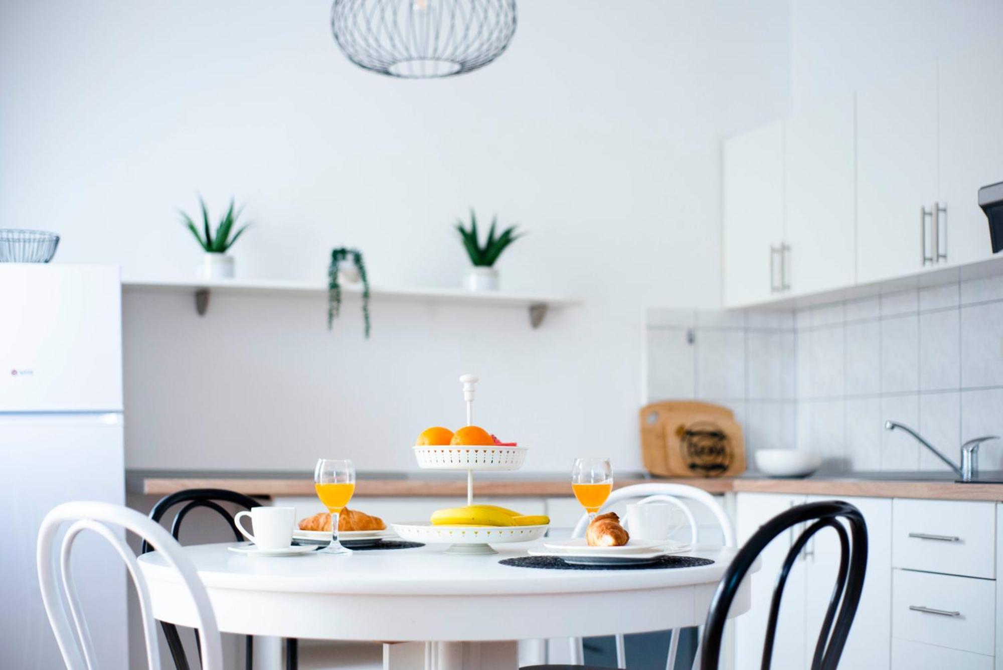 Apartman Karla ซินย์ ภายนอก รูปภาพ